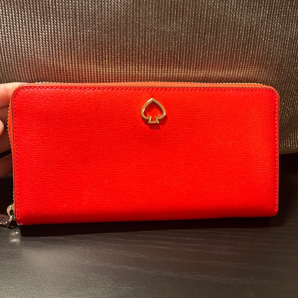 Kate Spade bright orange/red wallet! Used once in great condition
